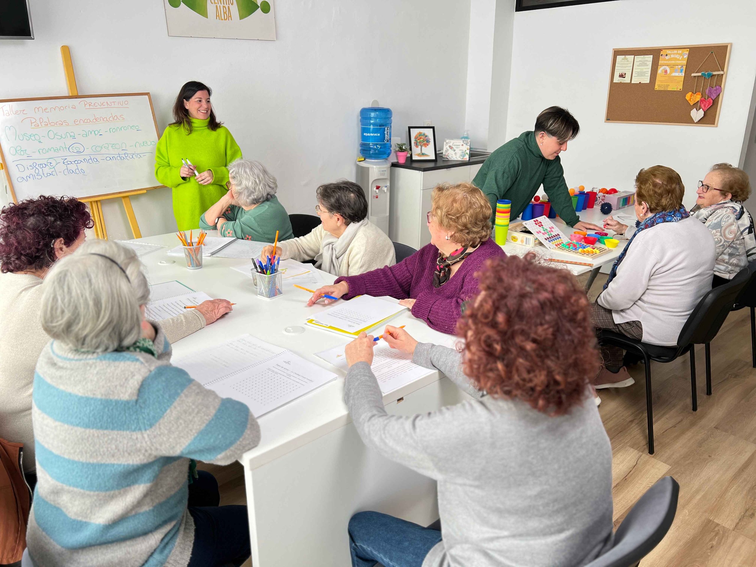Actividad cognitiva grupal Centro Social Alba San Pedro Alcántara mayores